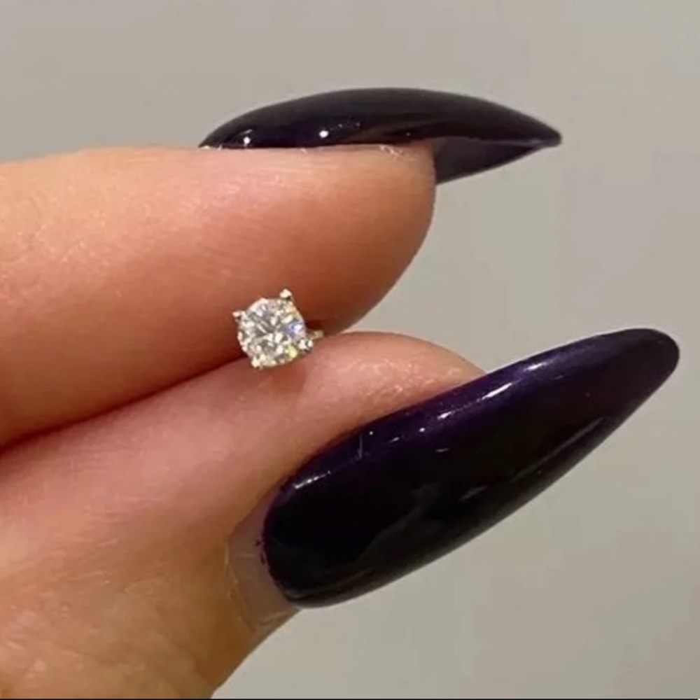 stud earrings